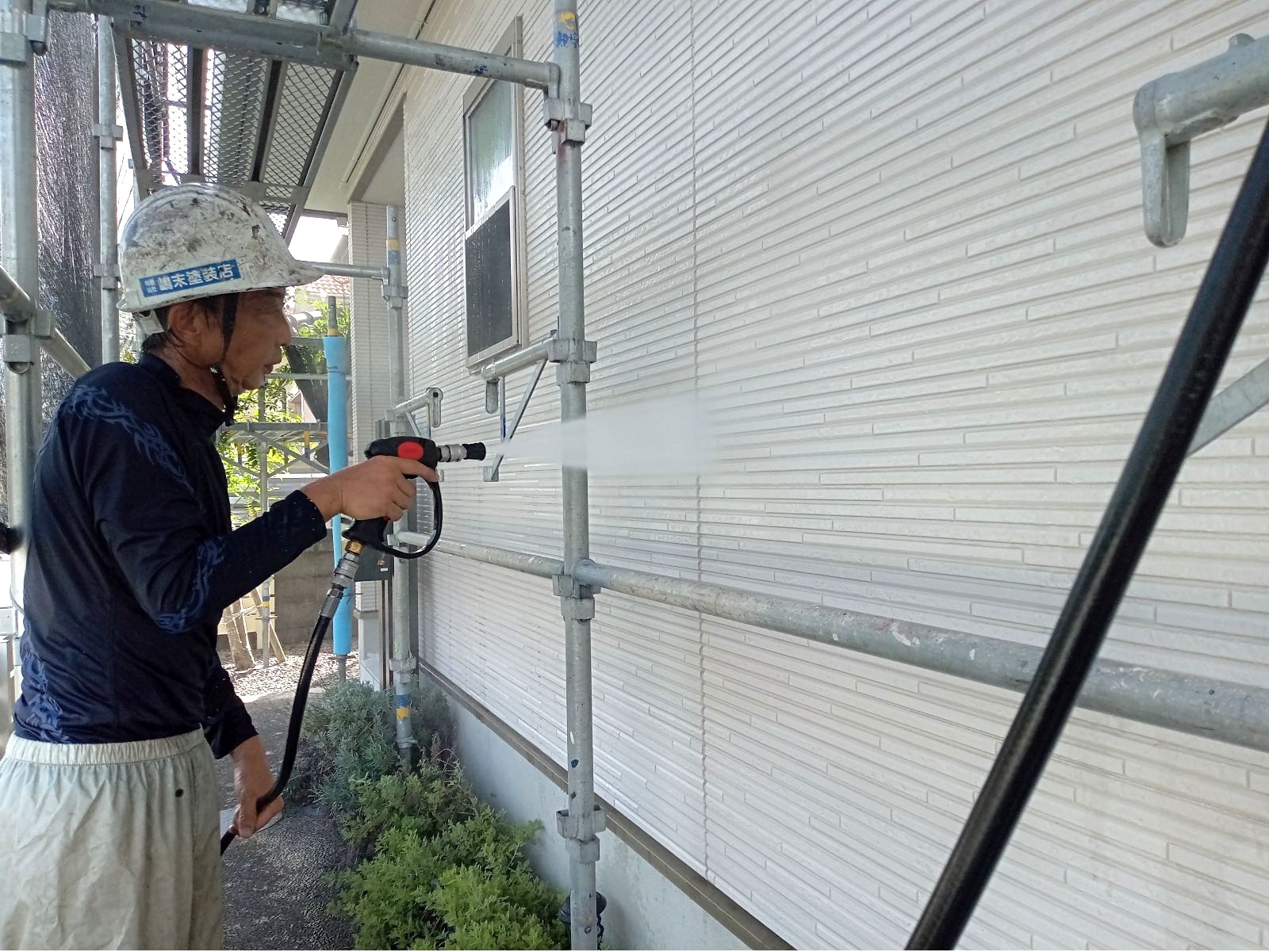 施工前のアクセント外壁