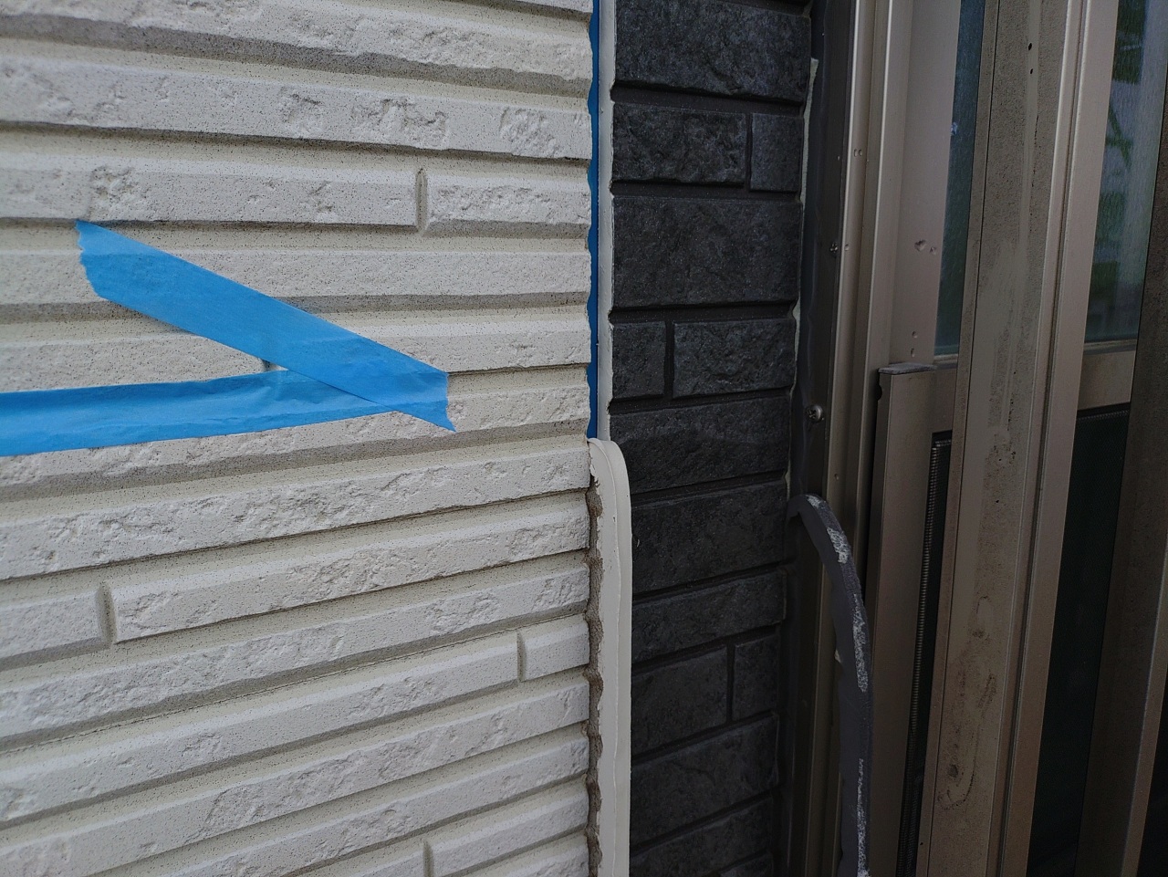 施工中シーリング撤去