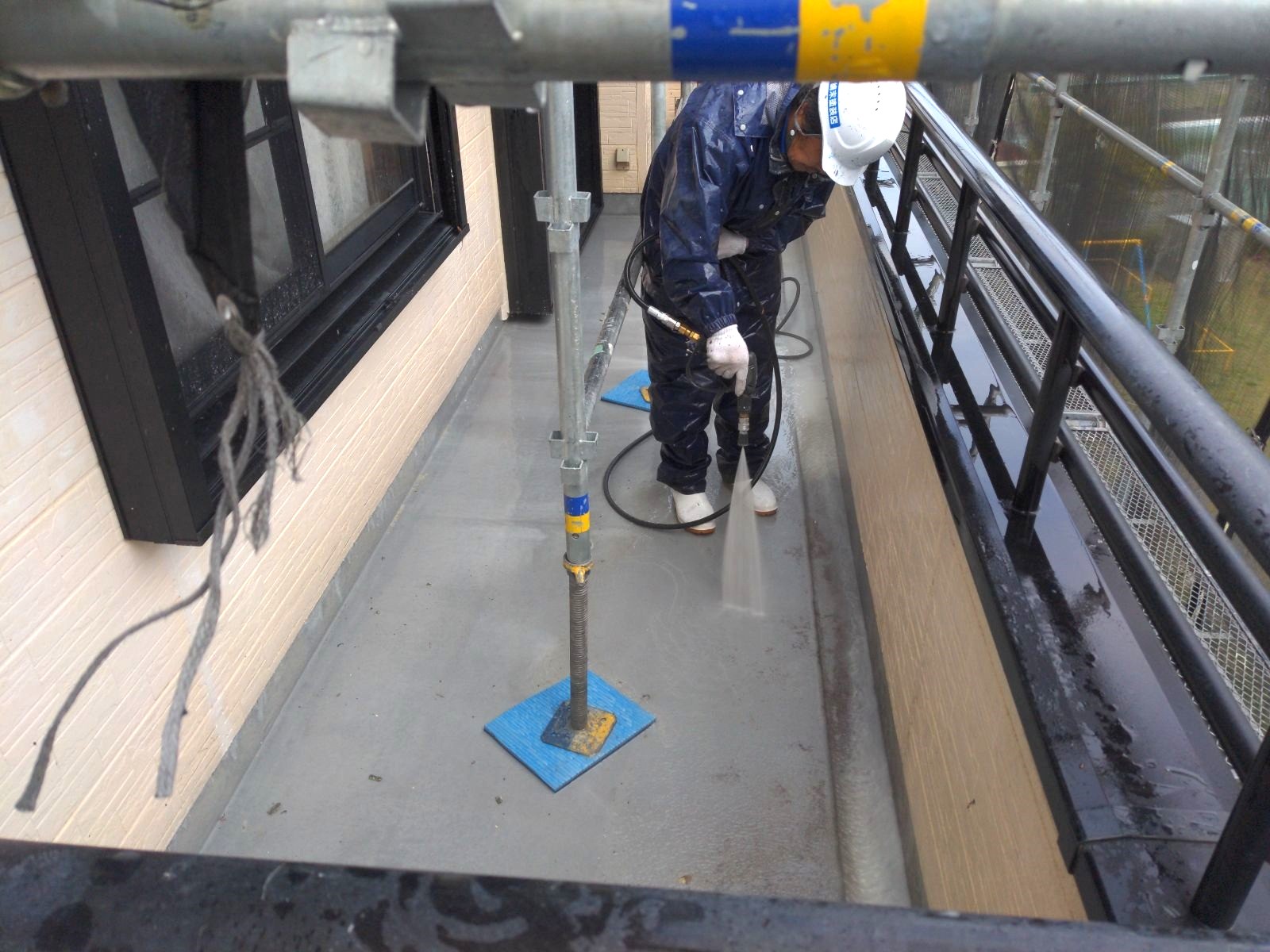 施工前のベランダ