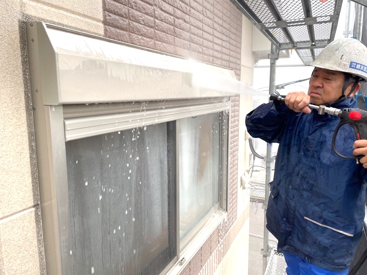 施工前のシャッターBOX