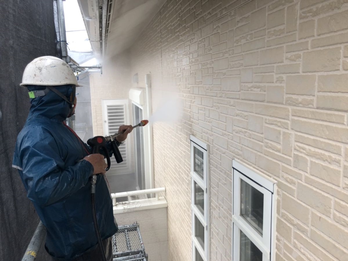 施工前のアクセント外壁