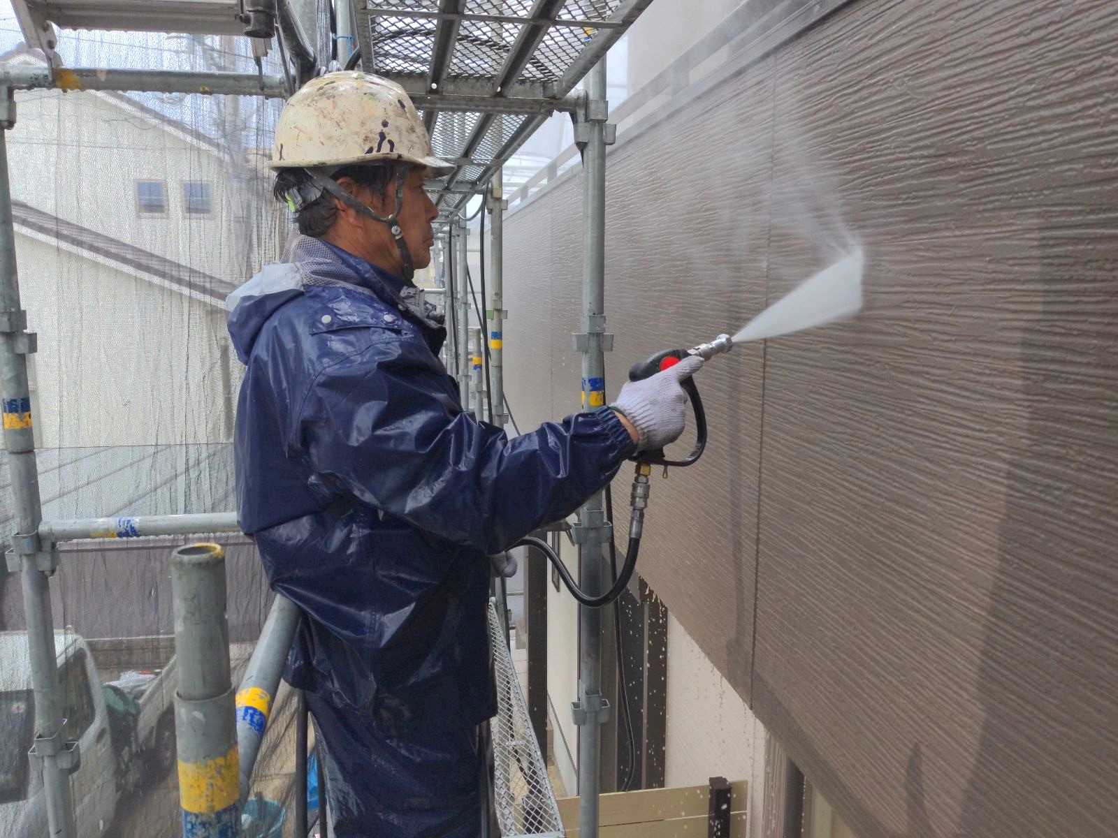 施工前のアクセント外壁